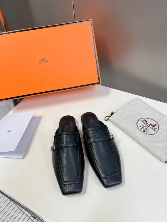 Hermes Shoe 